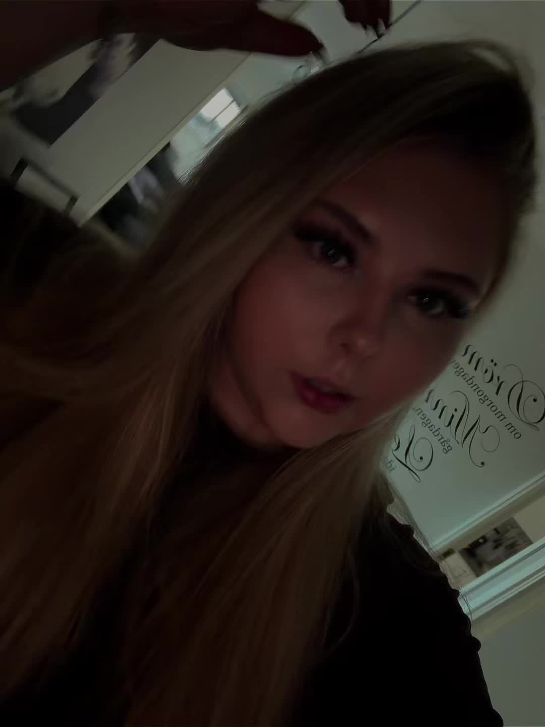 @𝐧 𝐞 𝐥 𝐥 𝐬 𝐚 𝐧