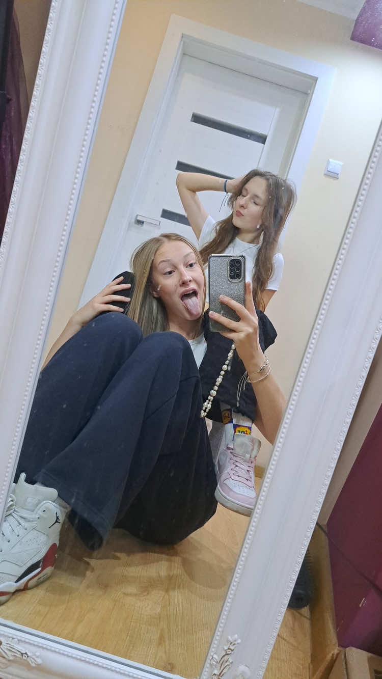 @🎧🦋Nelcia🦋🎧