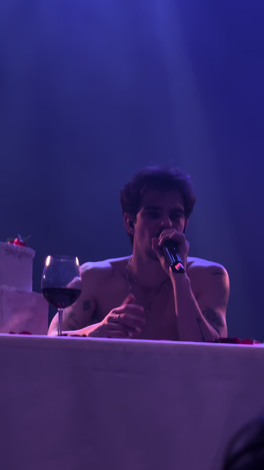@ª