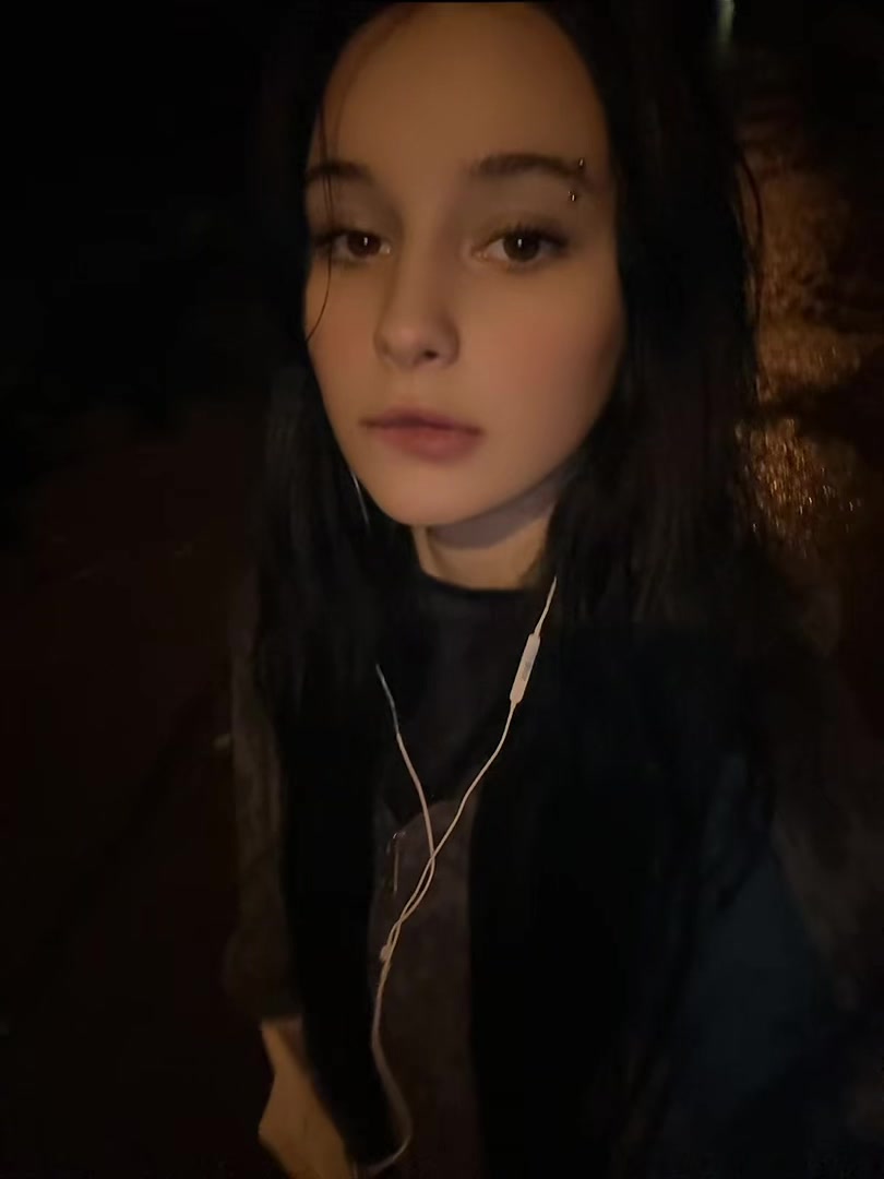 @темный романтик🕸️