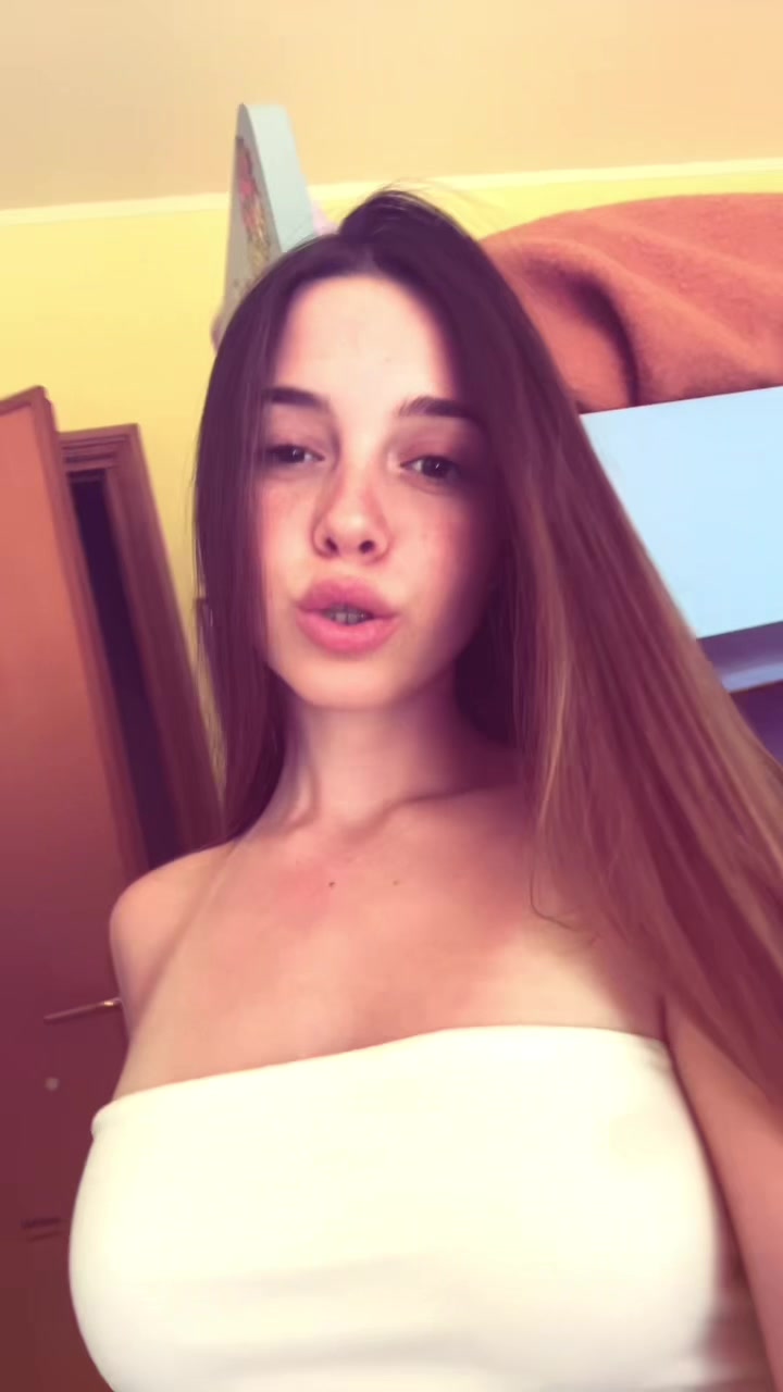 @m👧🏻