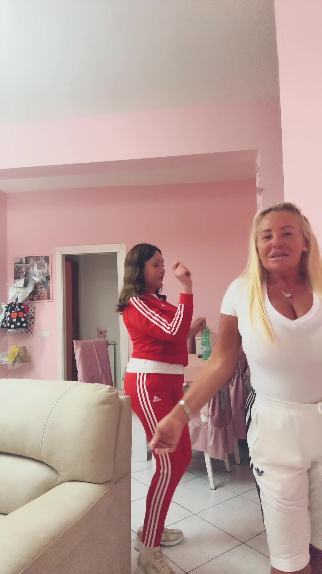 @Angela