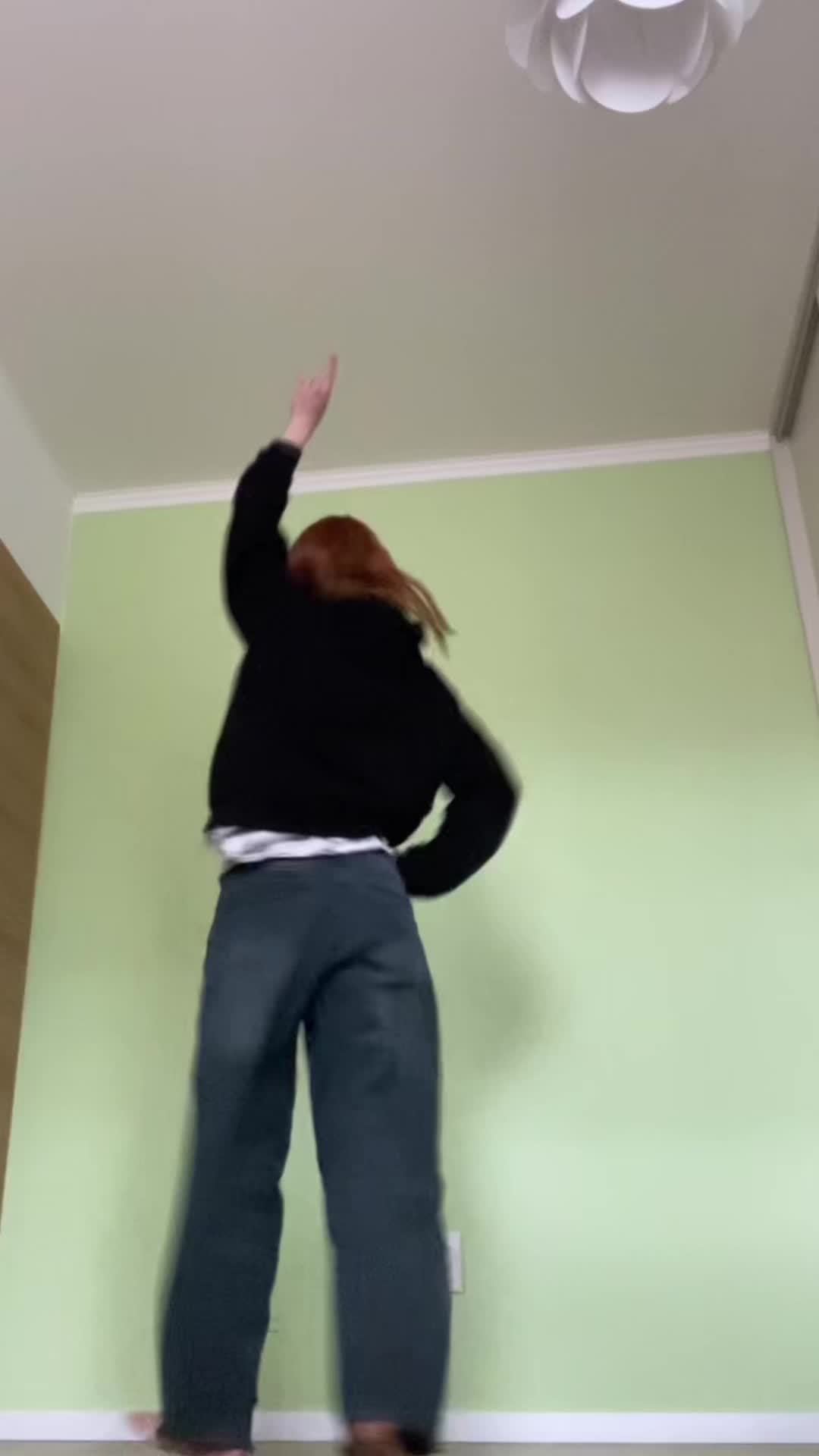 @LUCYA