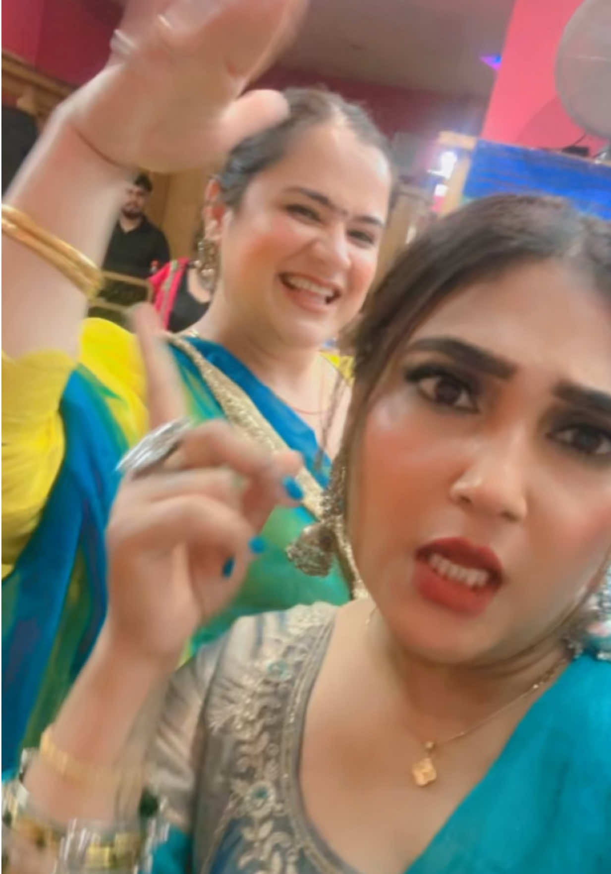 @Motto Kaur