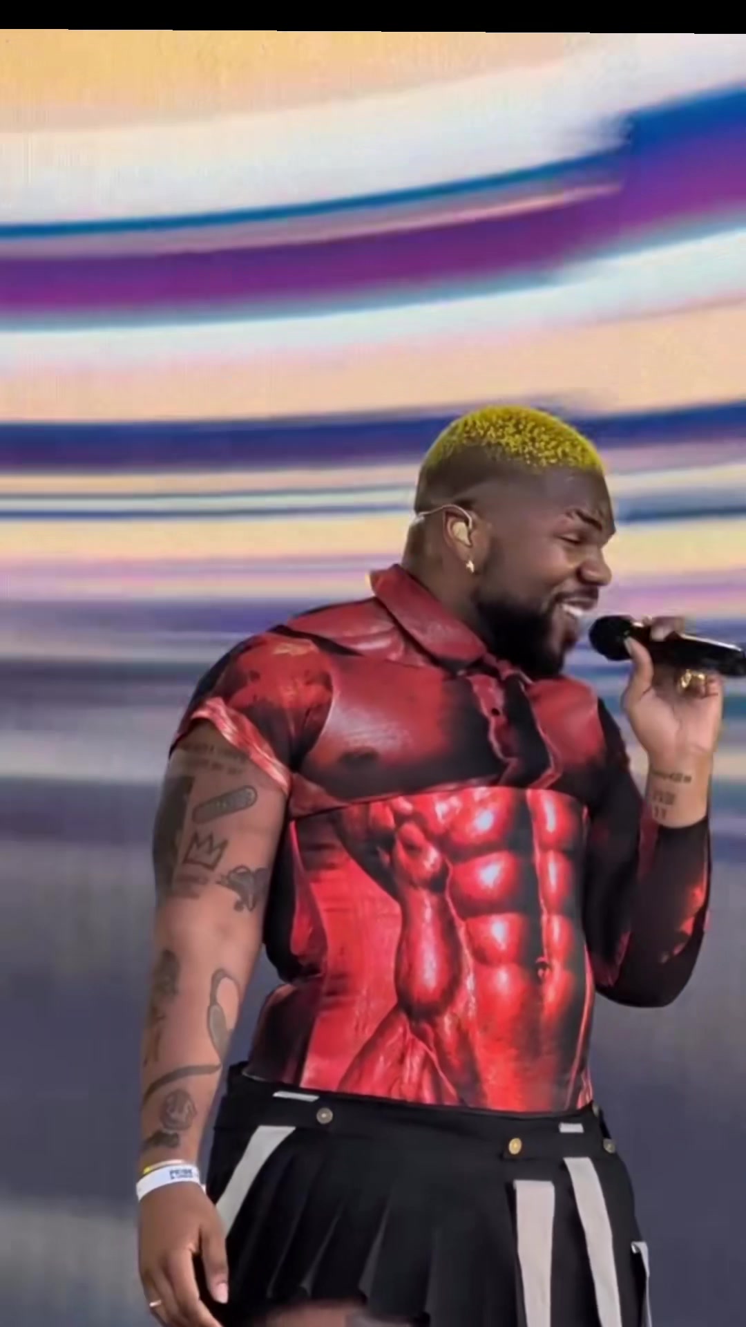 @MNEK