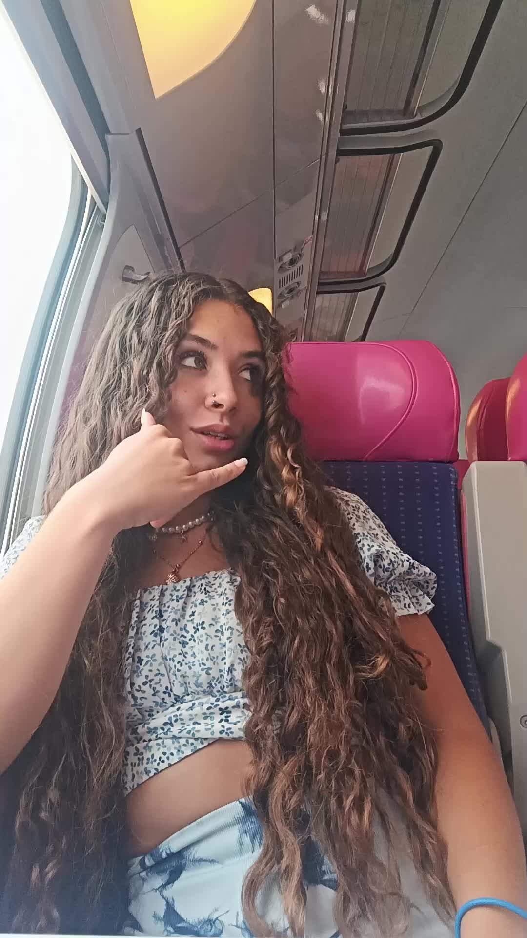 @lunaticaa10