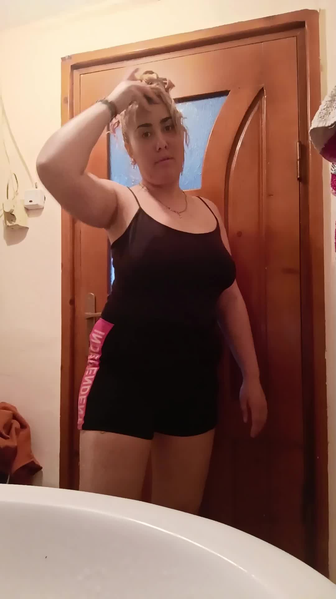 @lavilavinia🖤