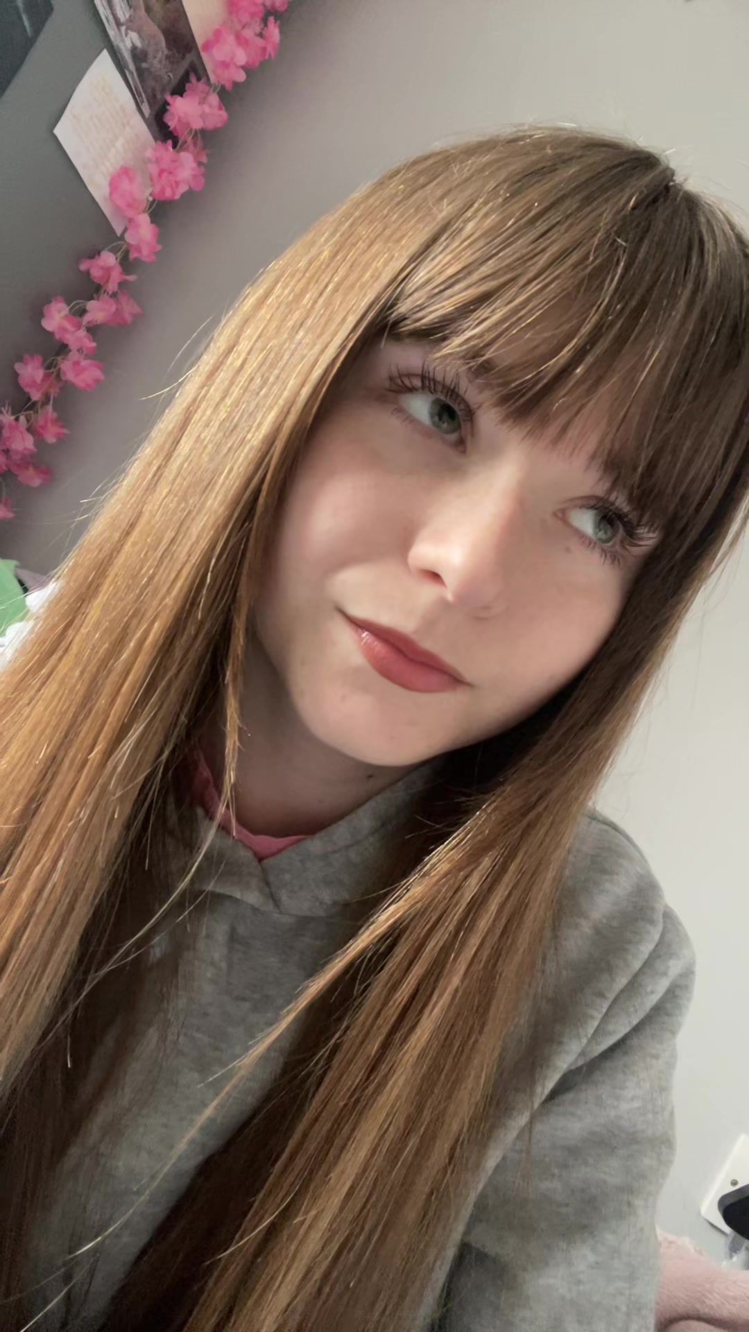 @;))