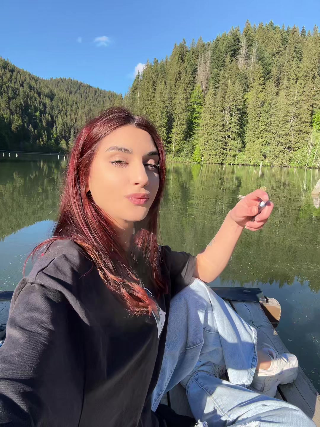 @𝑲𝒂𝒓𝒊𝒏𝒂/ lifestyle & mind