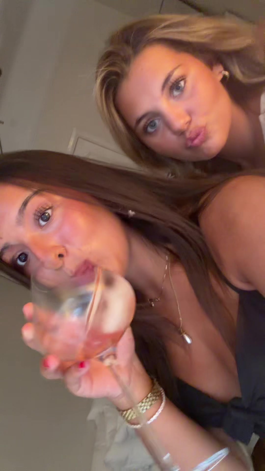 @jjulia_johansson
