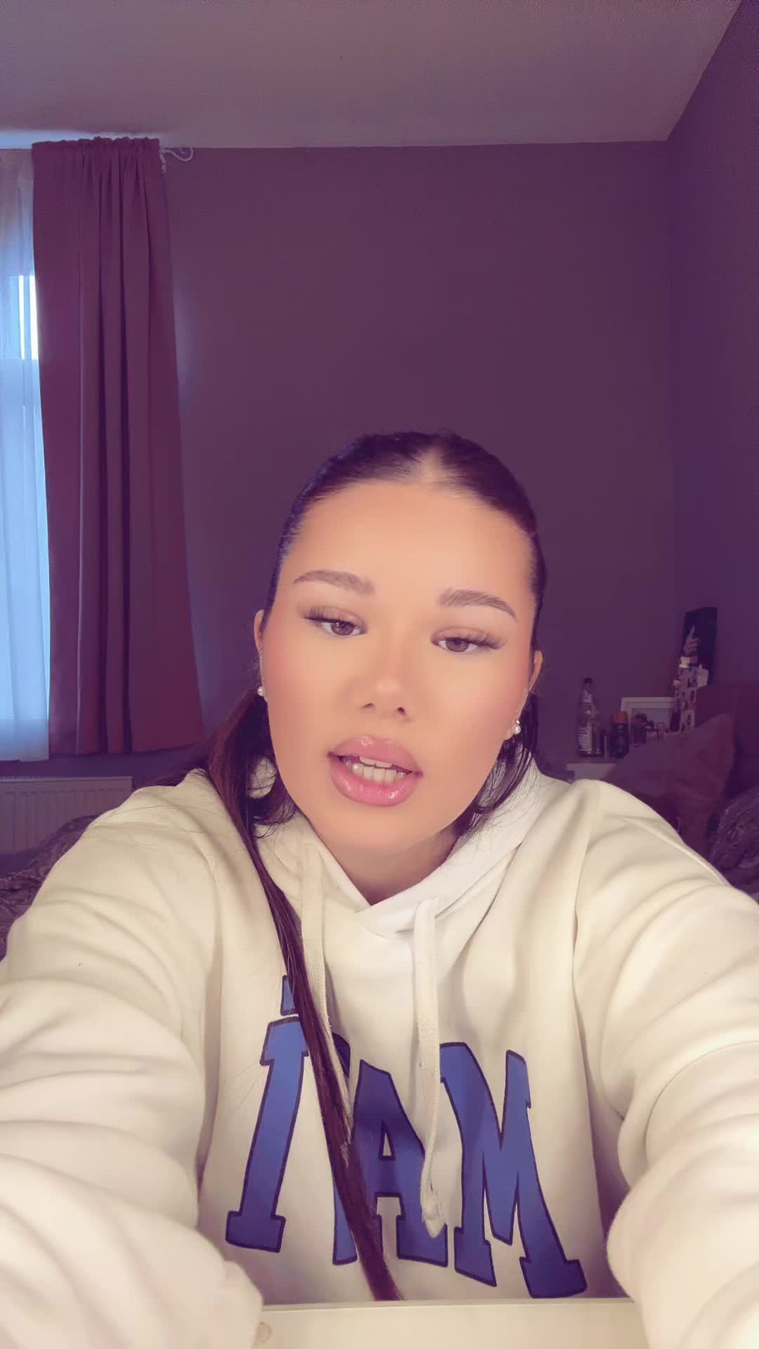 @Thalia