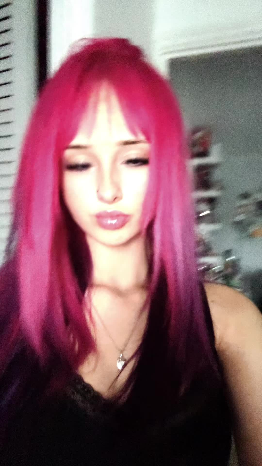 @️