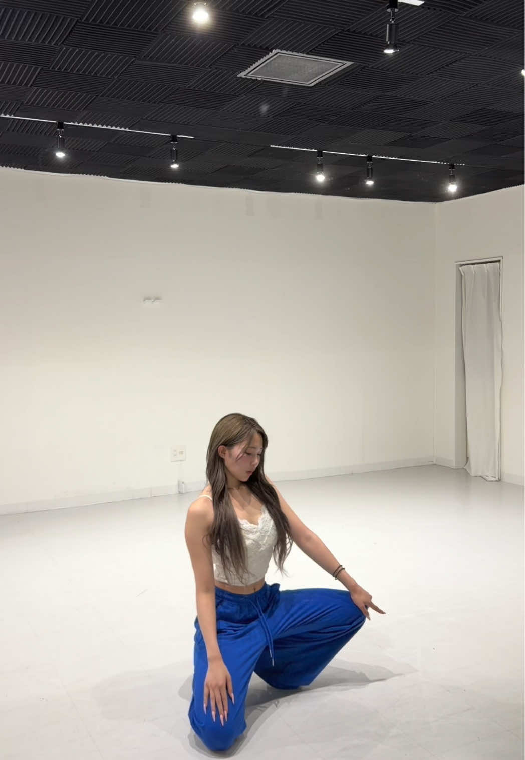 @aona