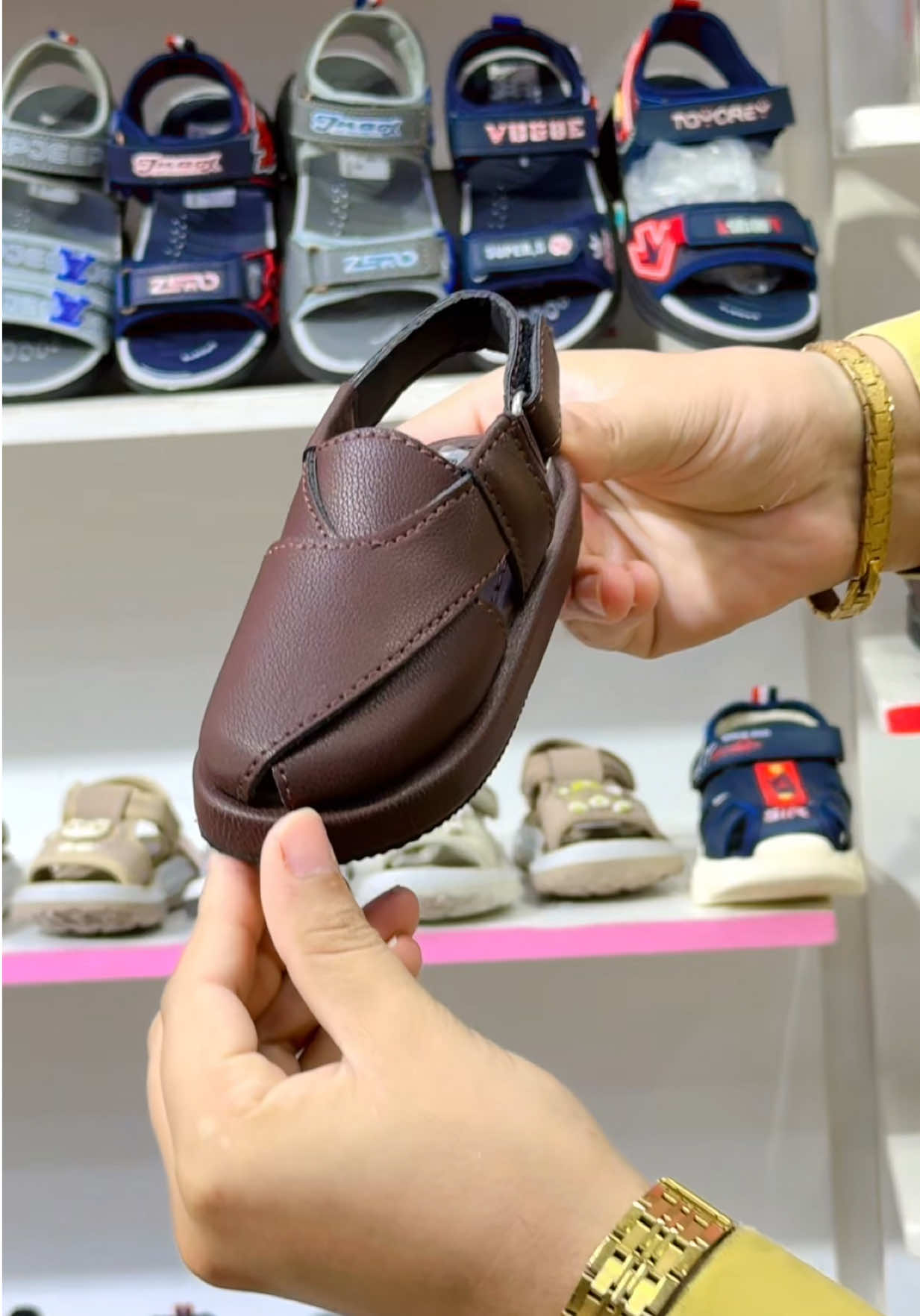 @Mega Shoes Point 2 Chakwal