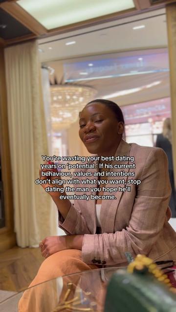 @Elite Dating Coach Monica