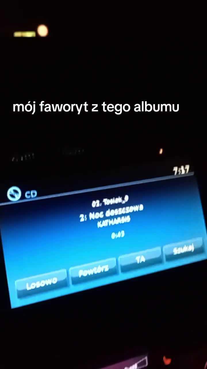 @Tosiek_9