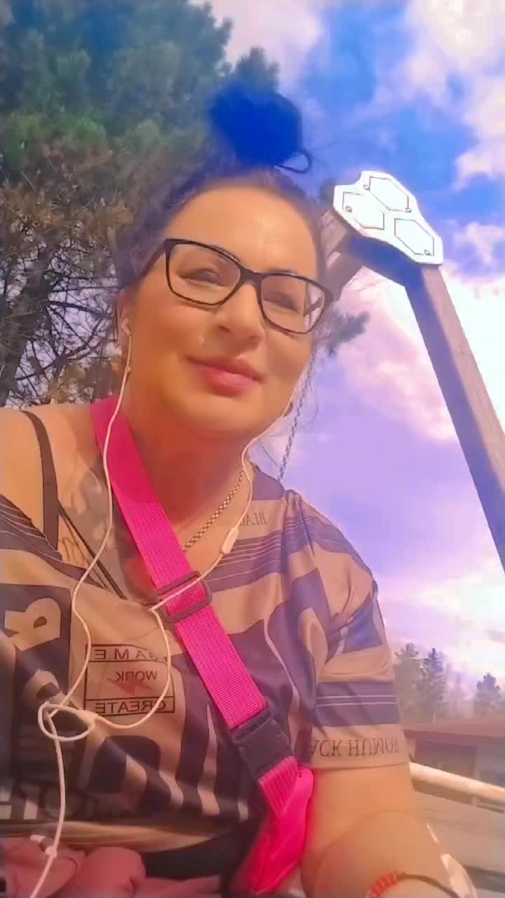 @uskotoivorakkaus