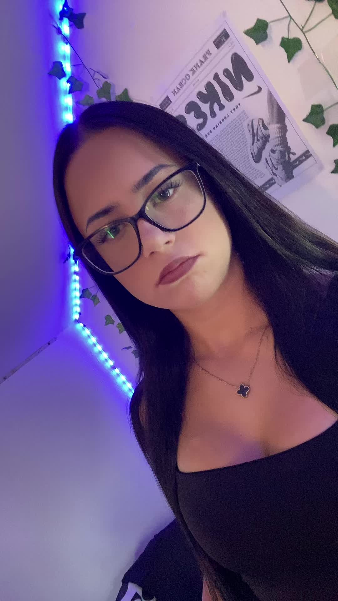 @𝐇💗