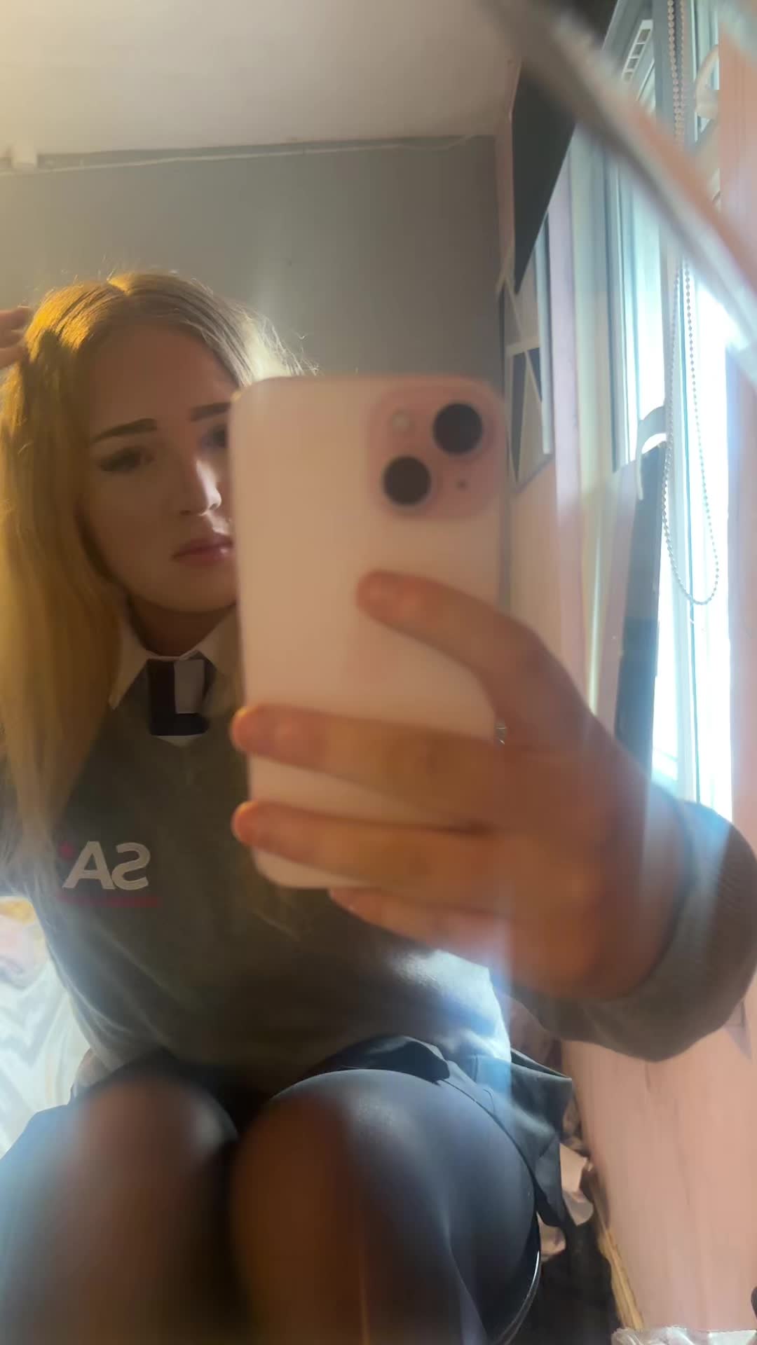 @esmaeee