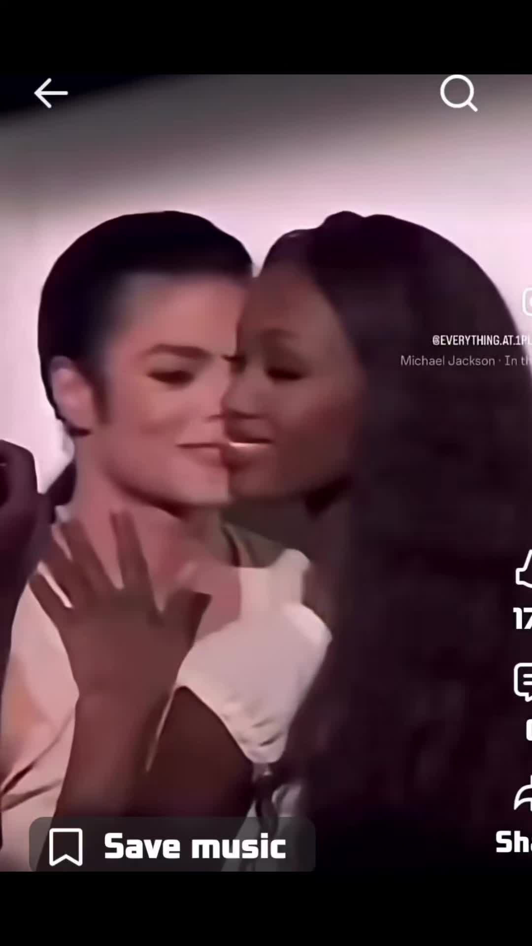 @TeeraeSingsUk