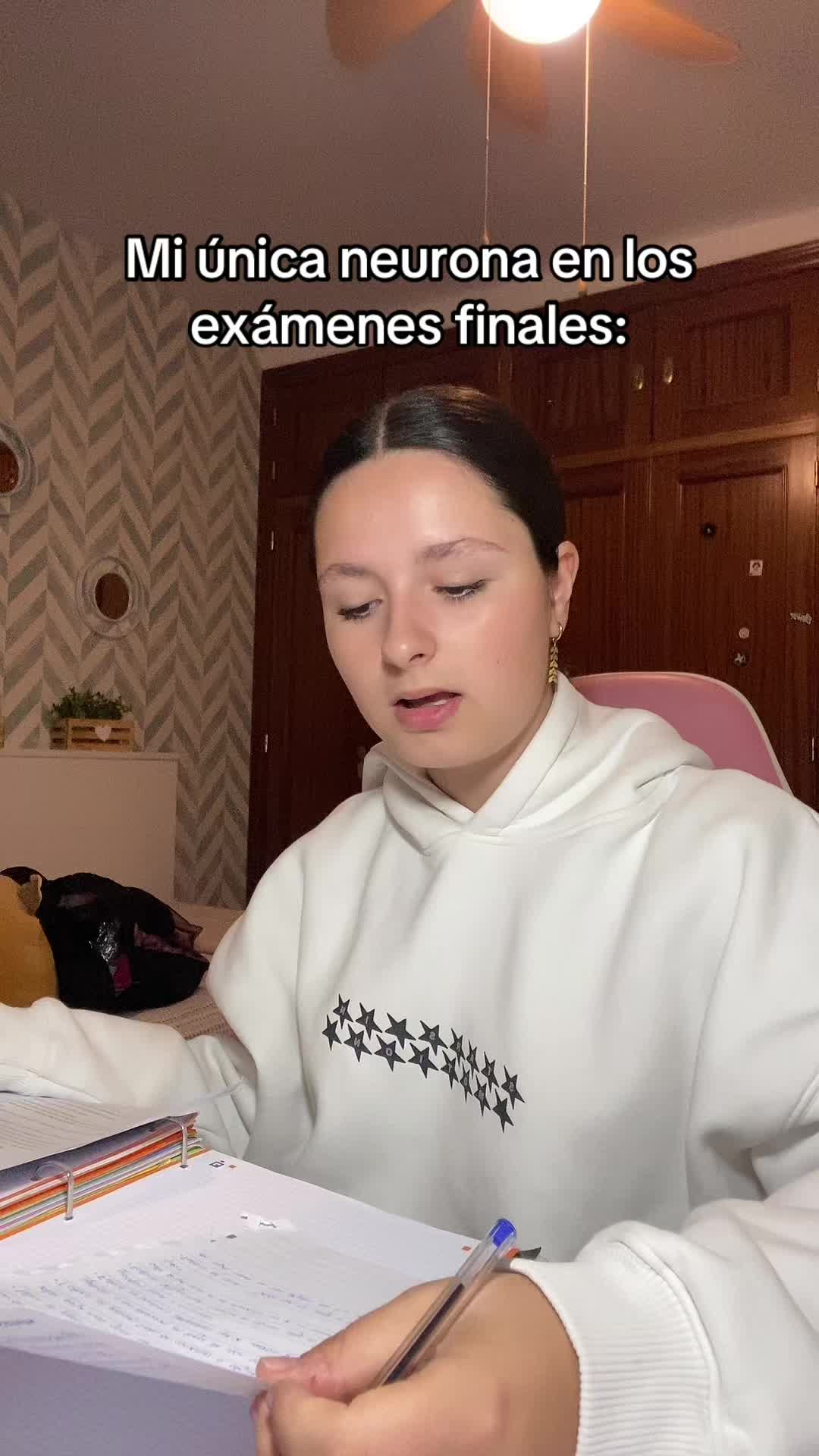 @Estherr⚡️