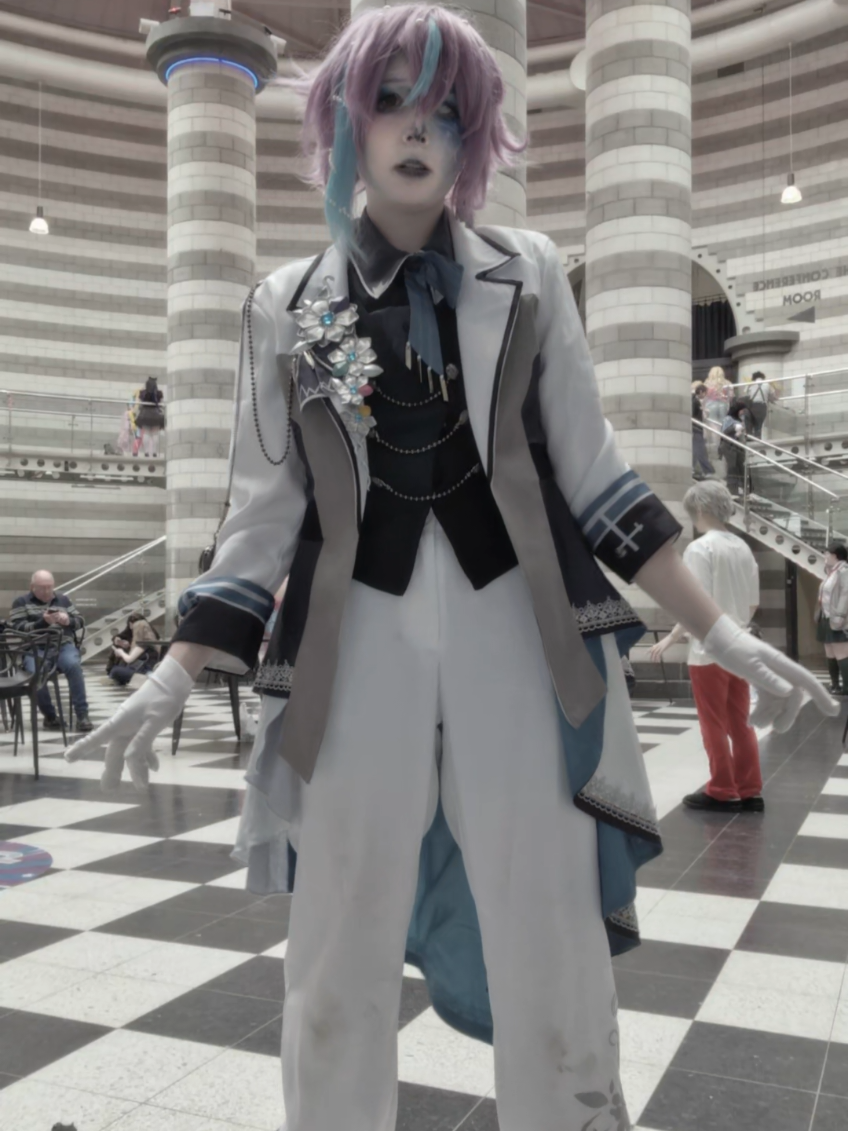 @♱  .   sera  .  ໒꒱