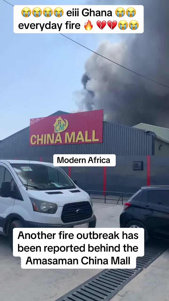 @Modern Africa / Blogger