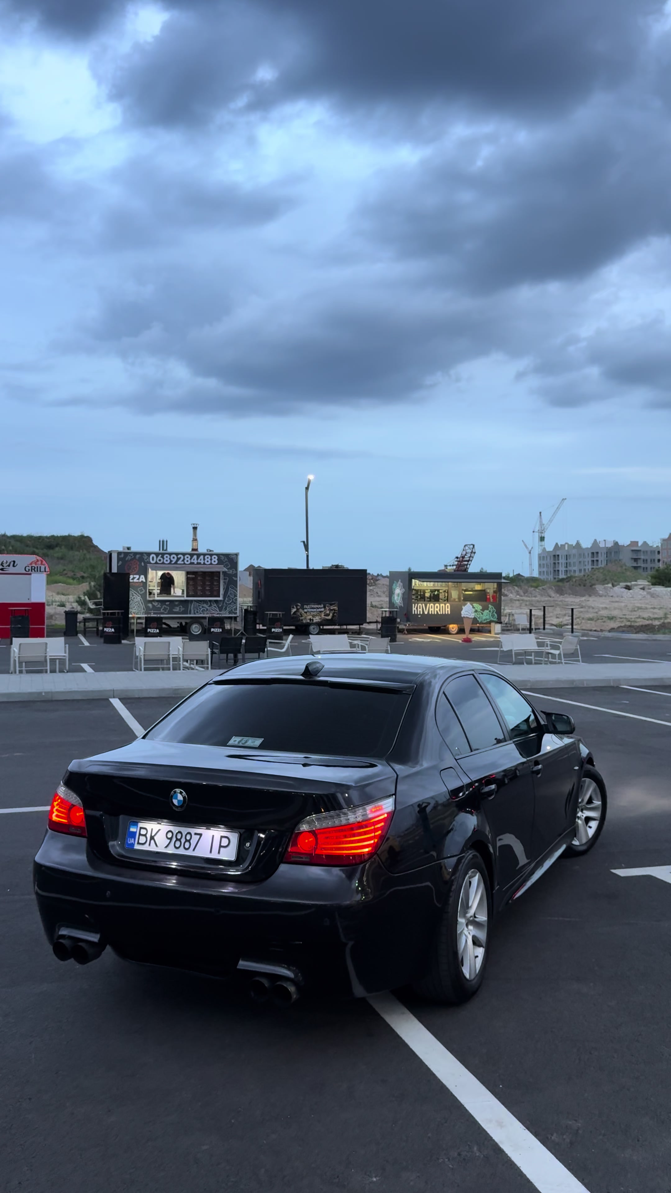 @9887🌪️
