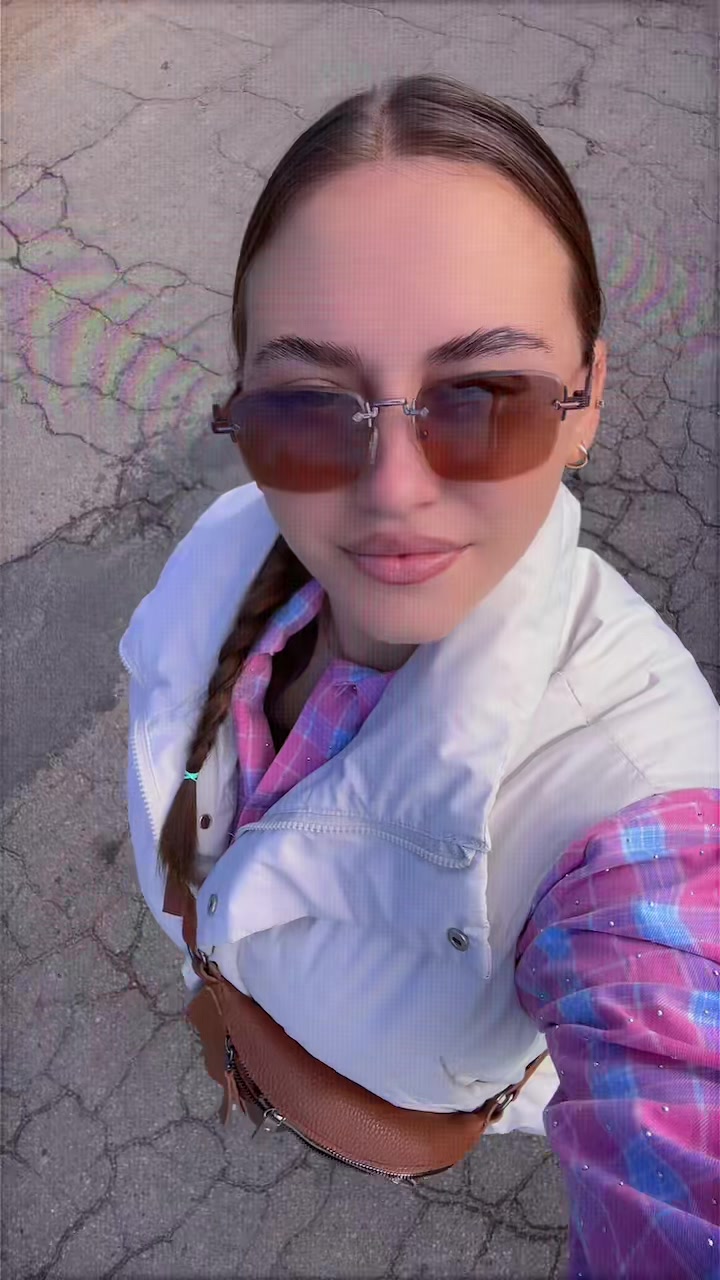 @Лиза