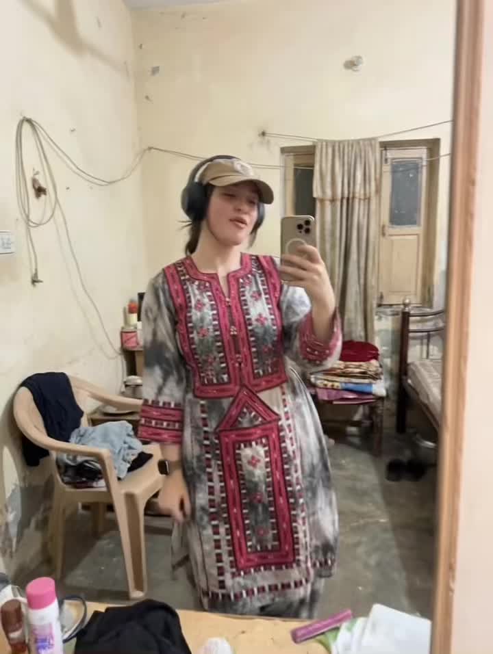 @Gul Pari Baloch