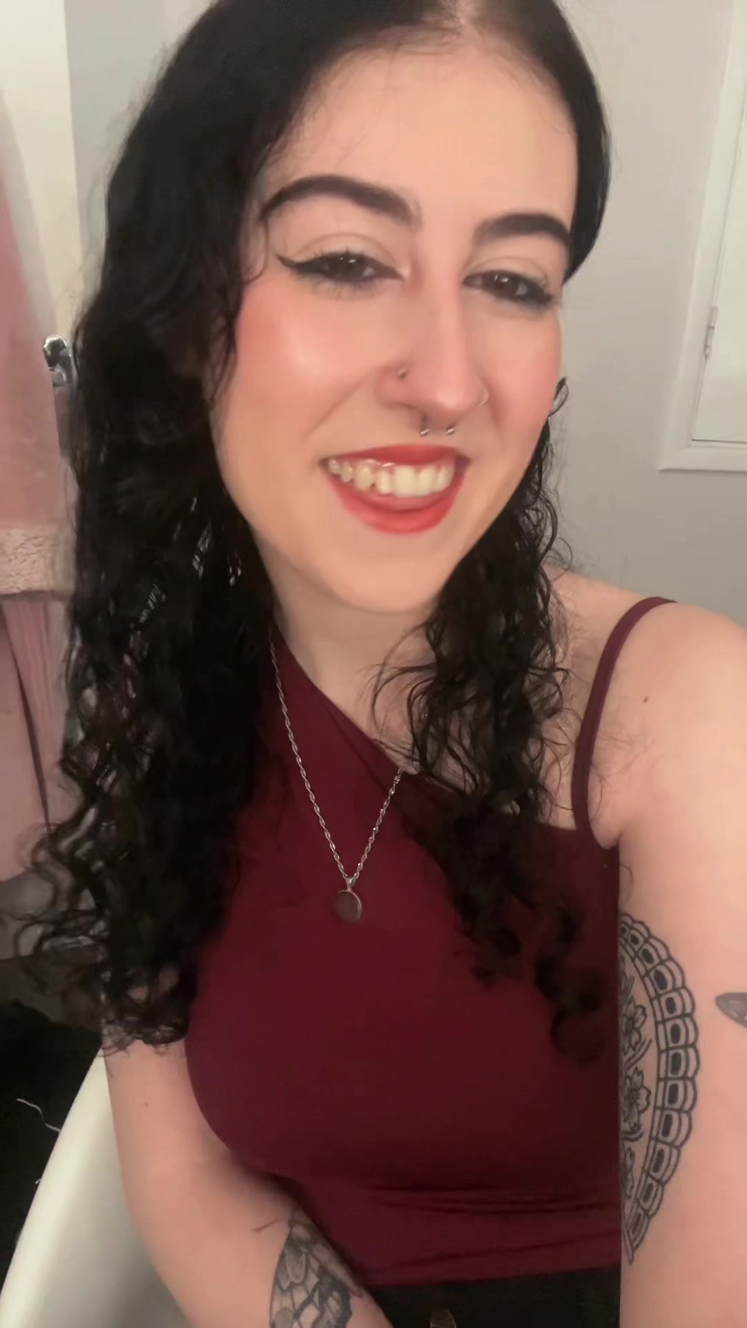 @<3