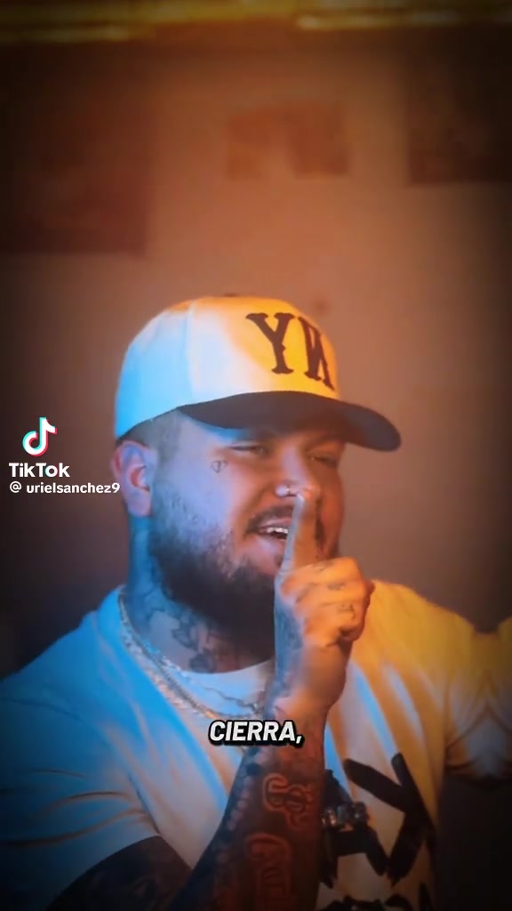 @Sebastian Muñoz