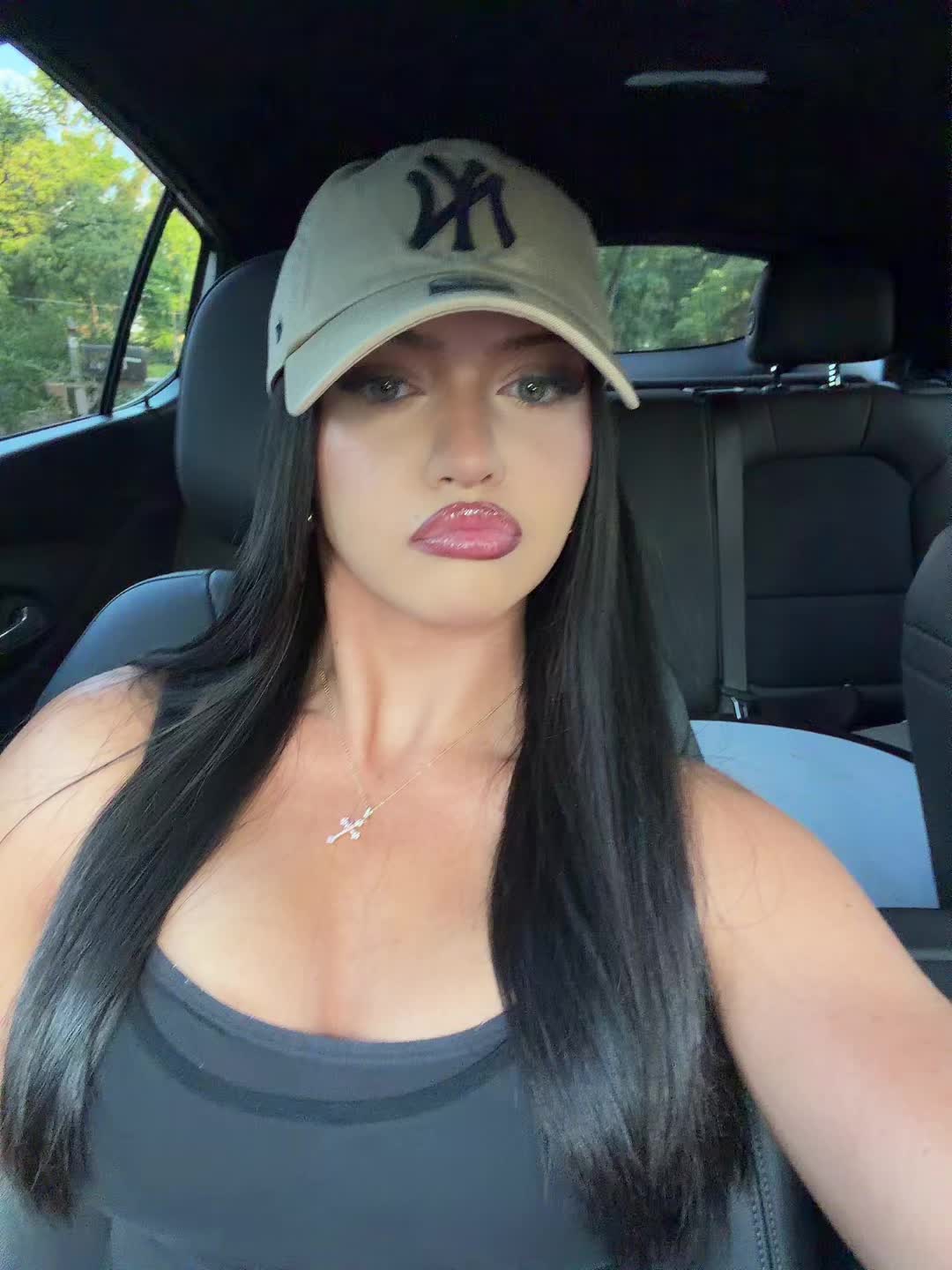 @cassiebishop