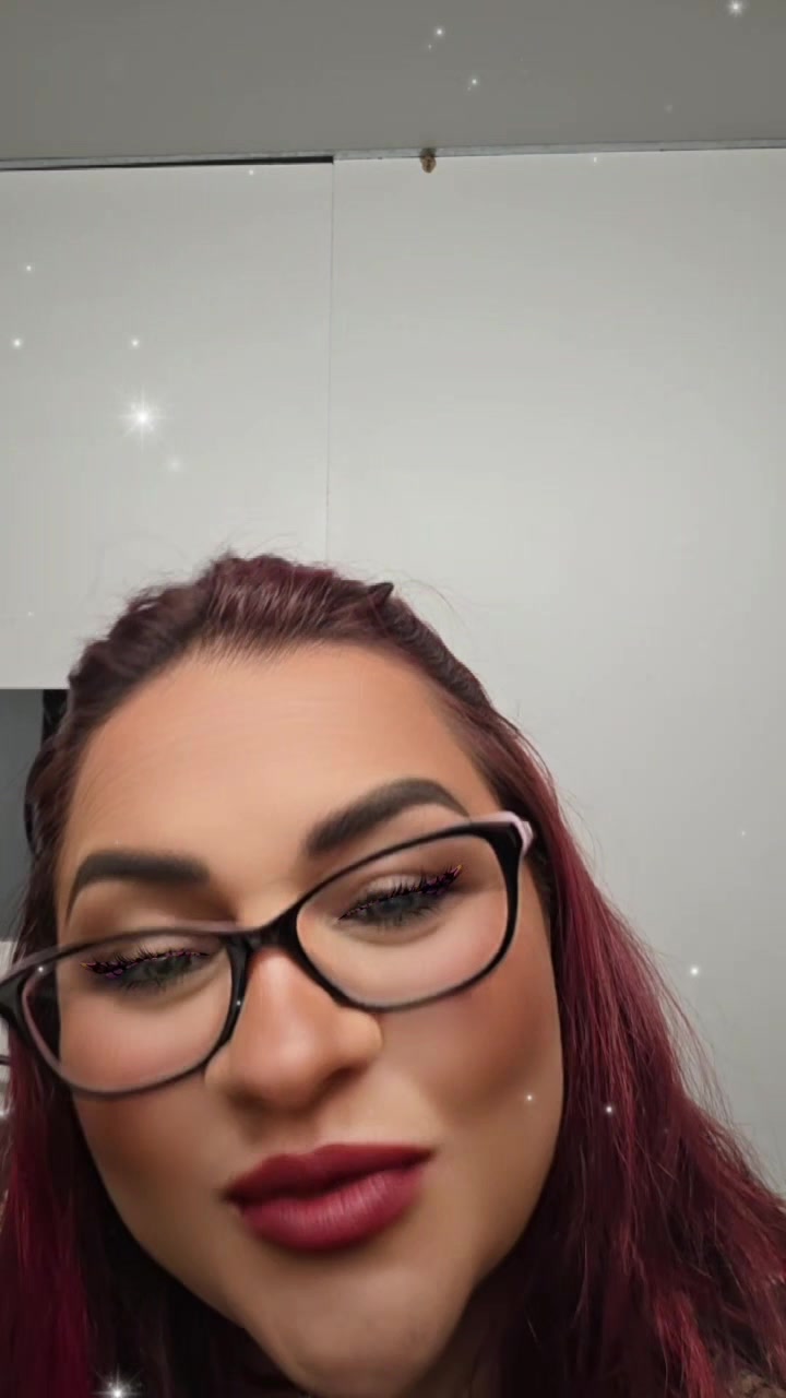 @mayra moreno