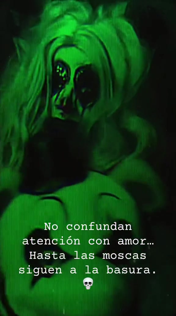 @Mortelia the Clown🦇🎪
