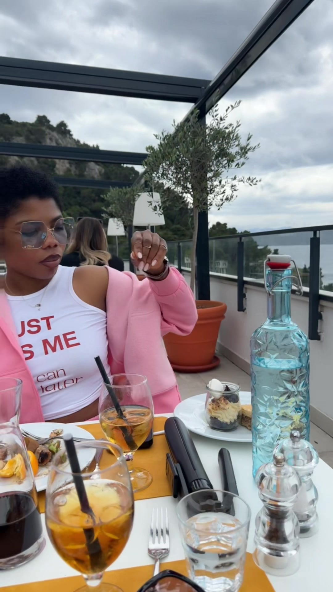 @Vibe Queen🎙️👑