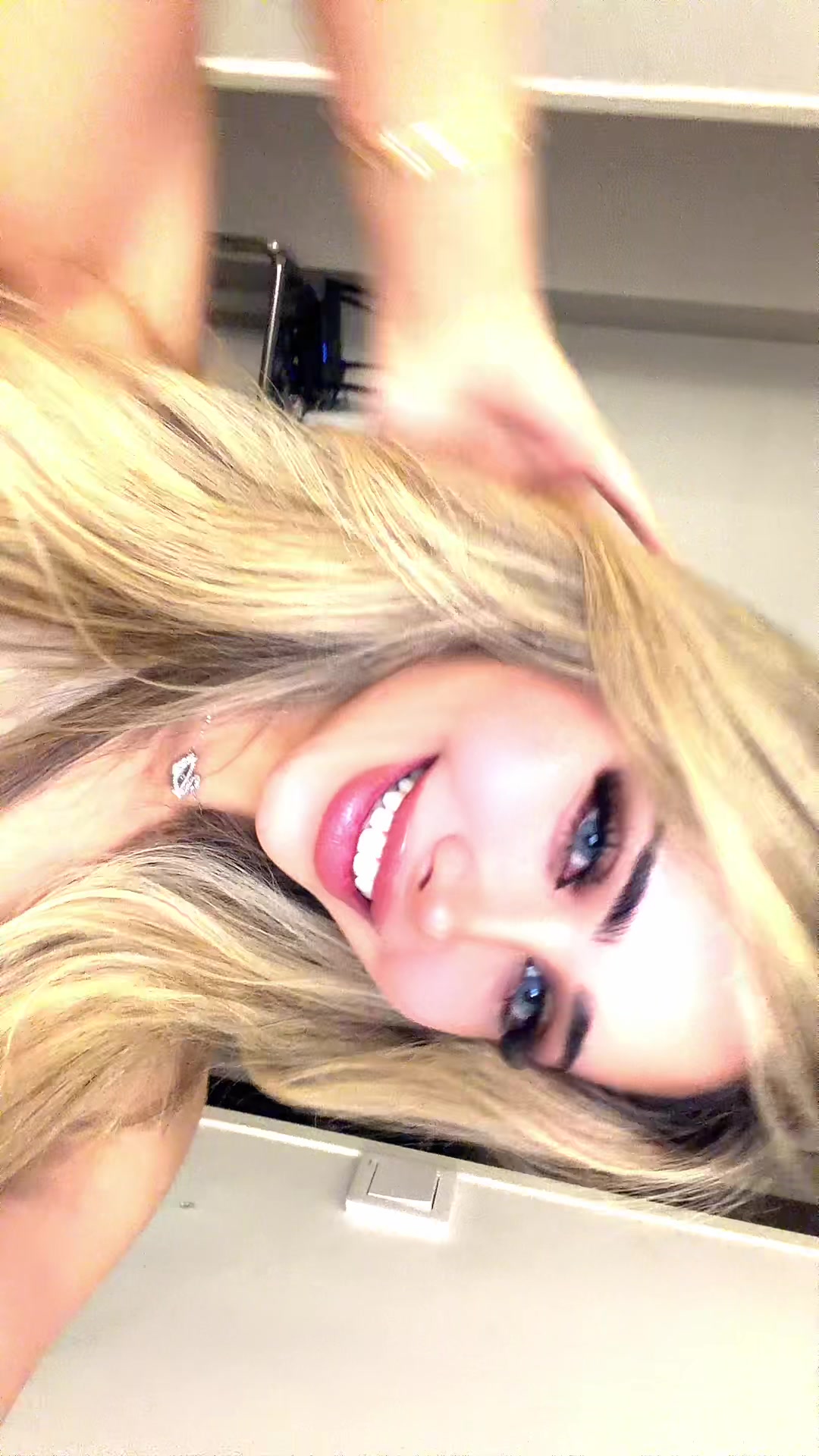 @𝐋𝐢𝐬𝐚