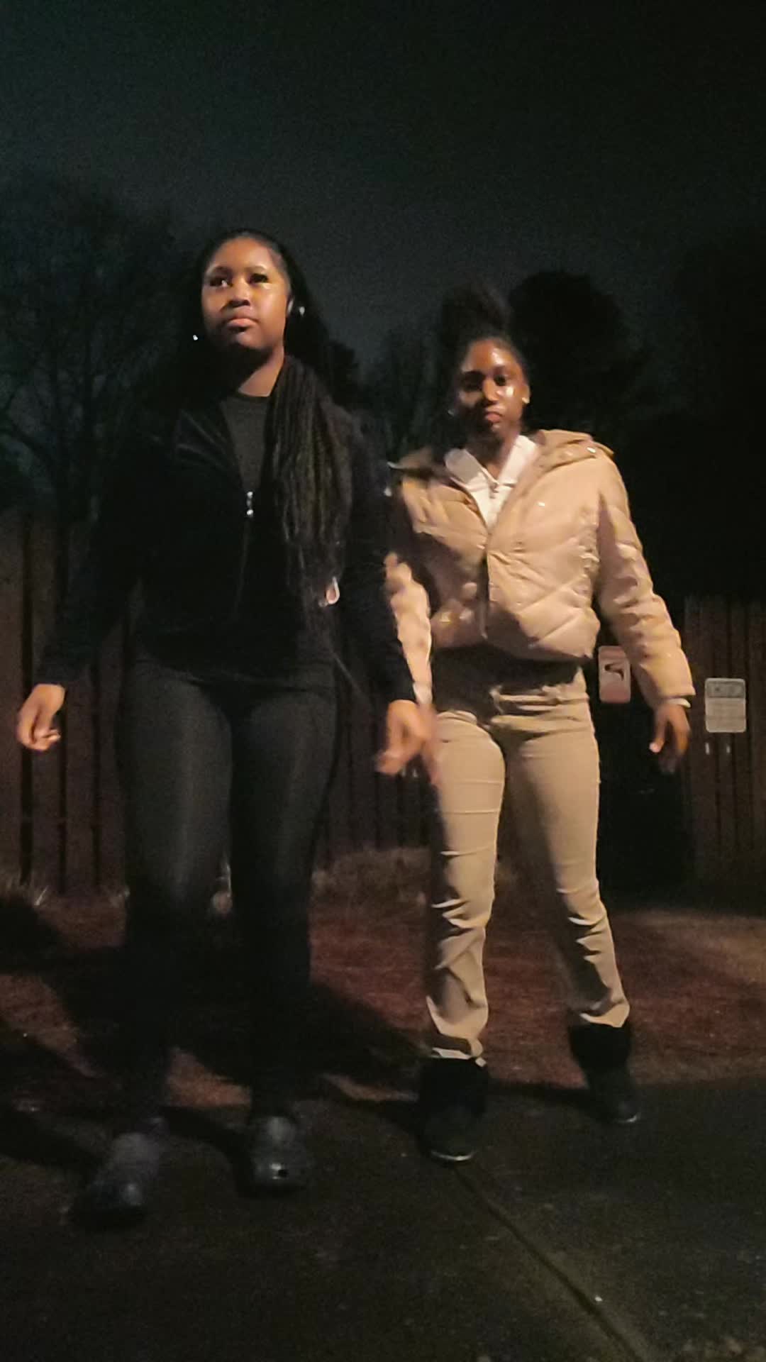@Exclusive_Arieee
