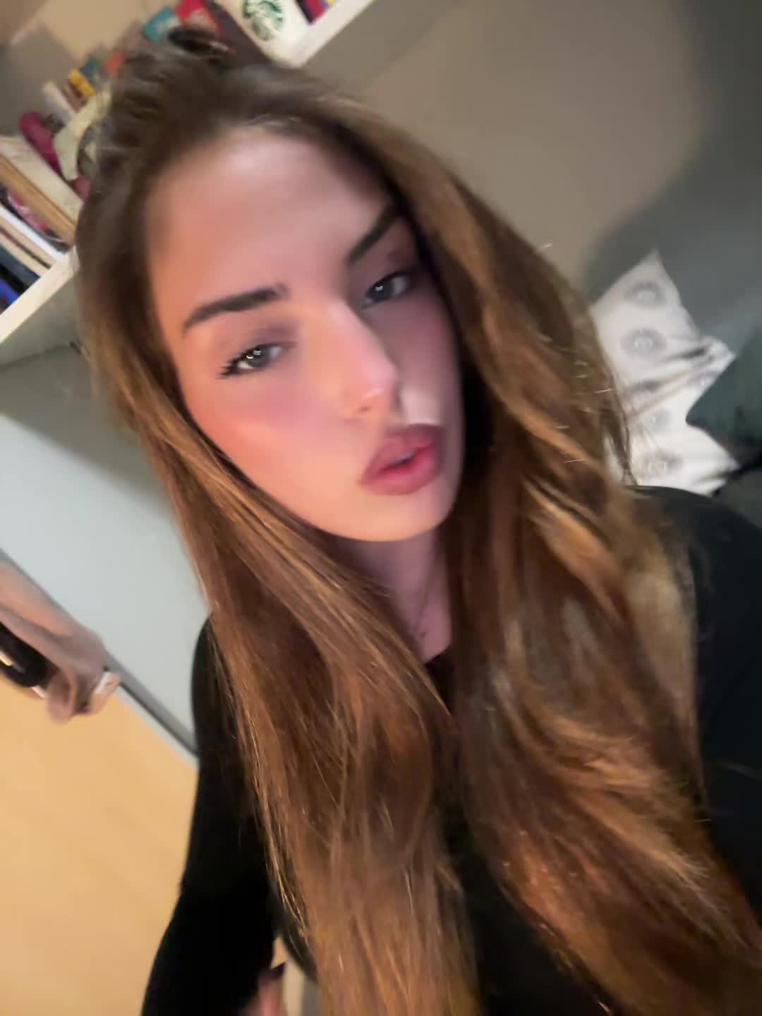 @victoriatraverso