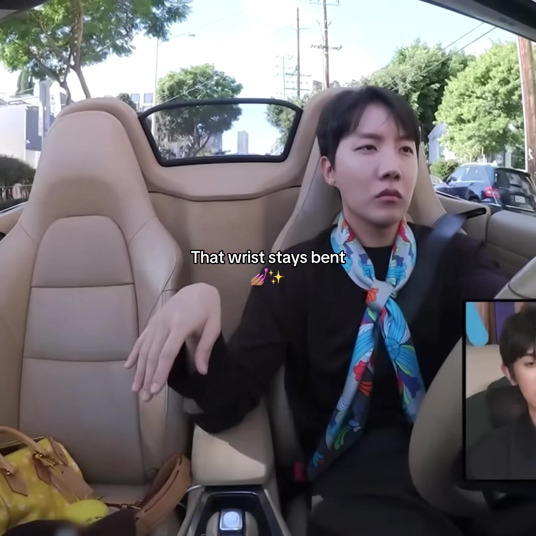 @Hobiah SAW BTS
