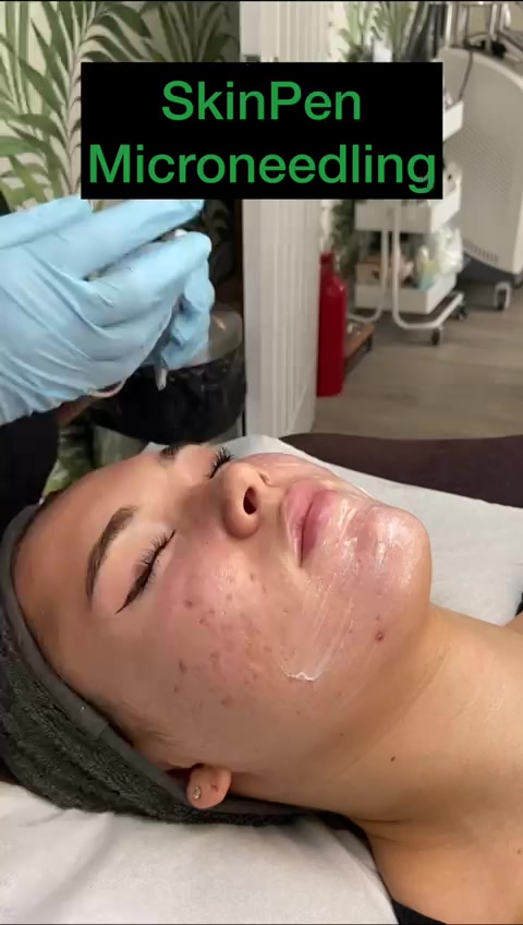 @beckylaroc