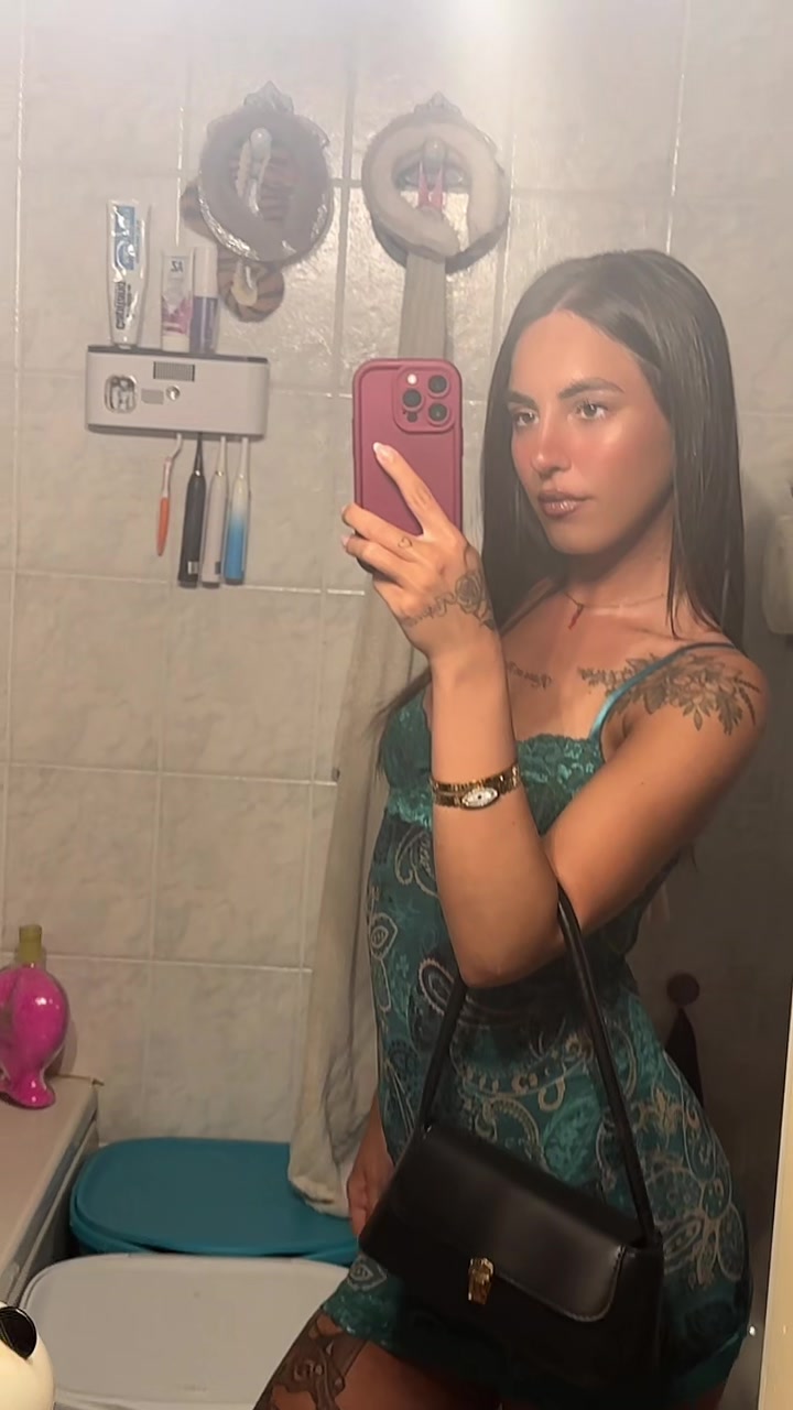 @MELANIA