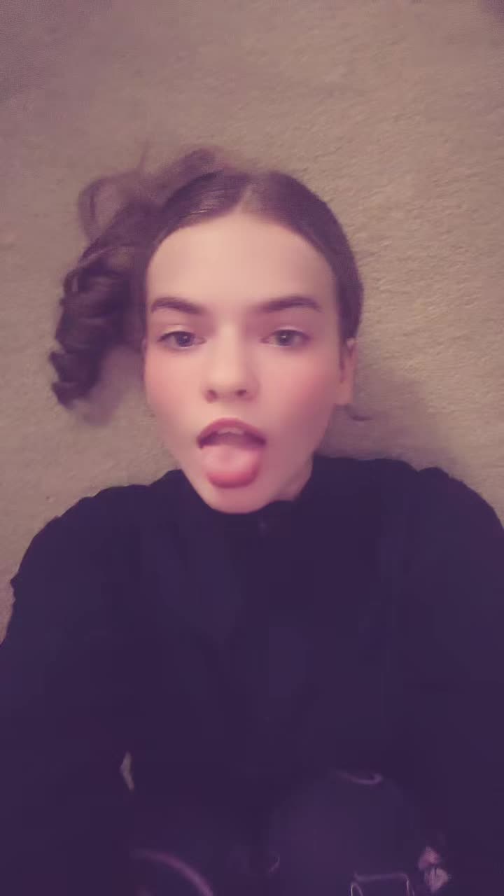@𝓔𝓑&hearts;️