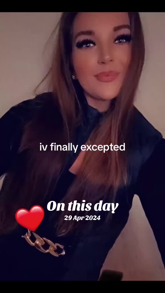 @Sarah Kay❤️❤️