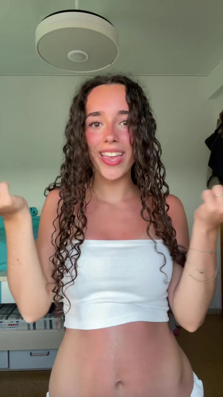 @chachipistachi__