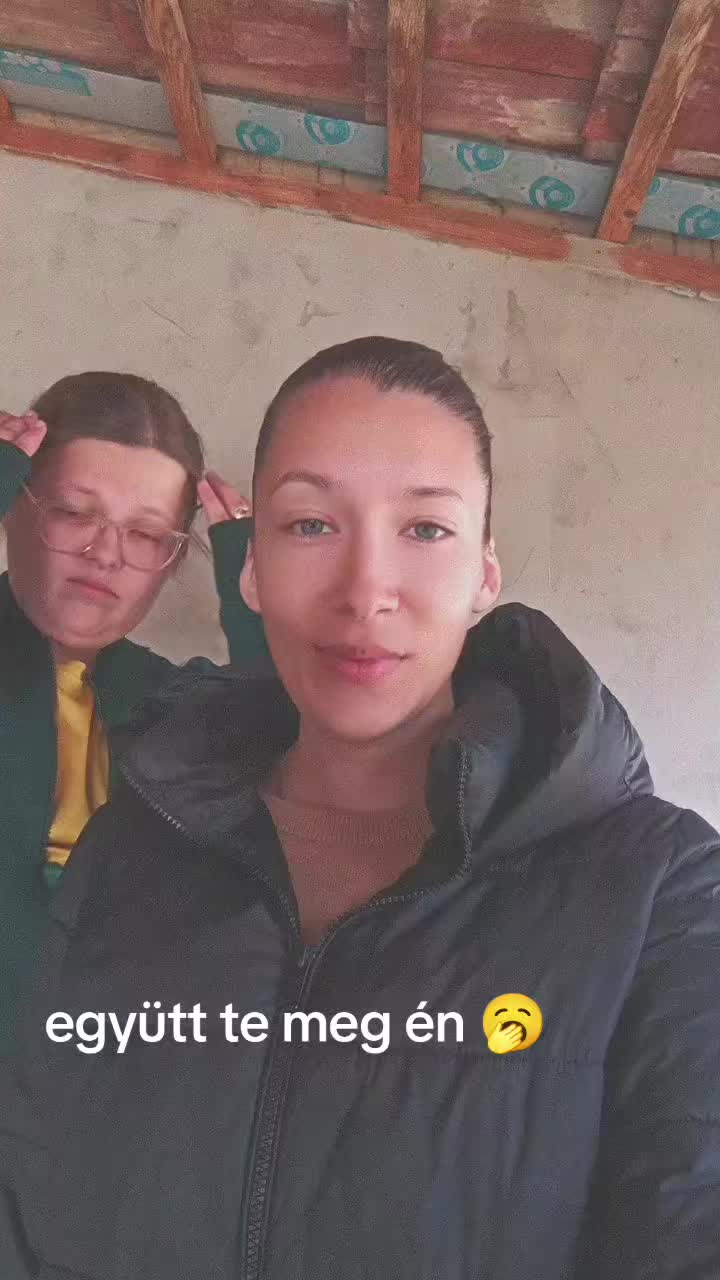 @Mónika Fruzsina Pék