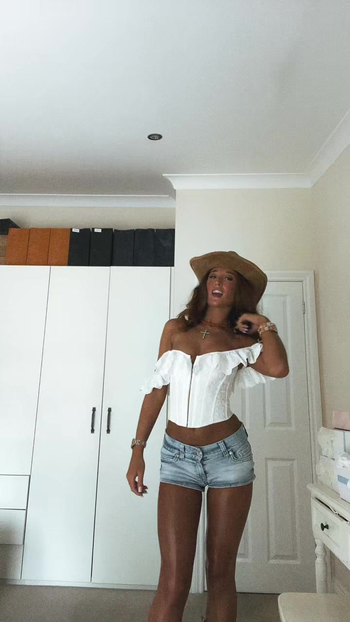 @1rebeccasmith