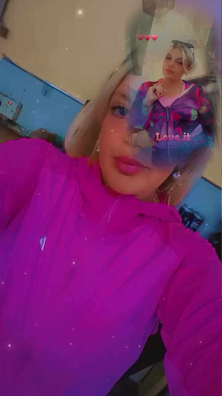 @Natalie Curwood 🍑