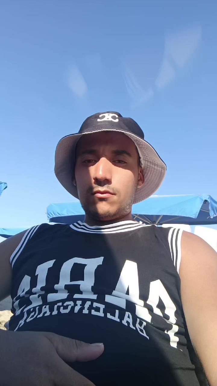 @Hamzā Vidā L&oslash;ca