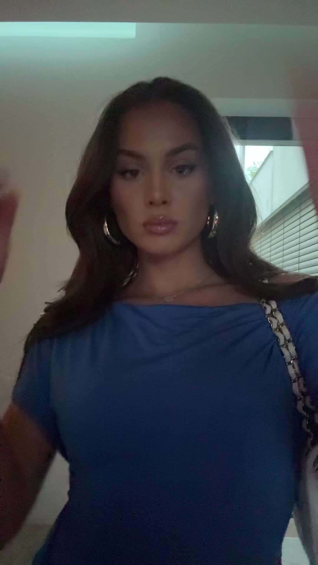 @Ela